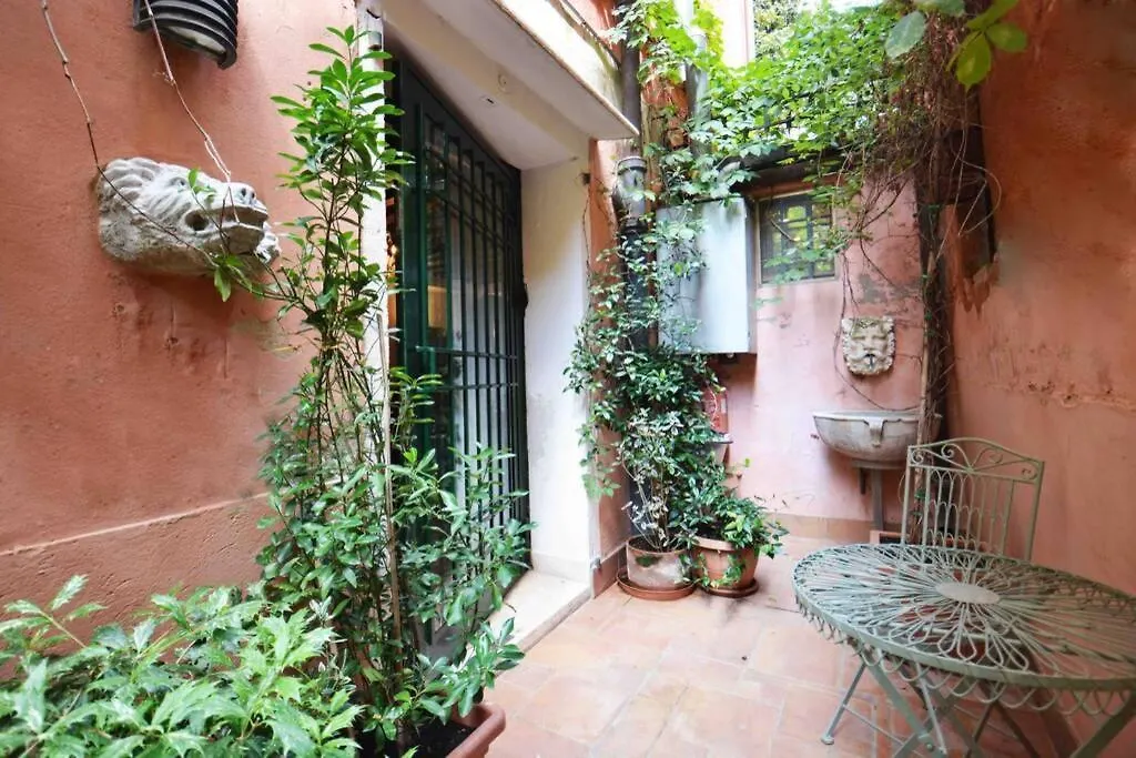 Zattere Cottage Close To Guggenheim Venice